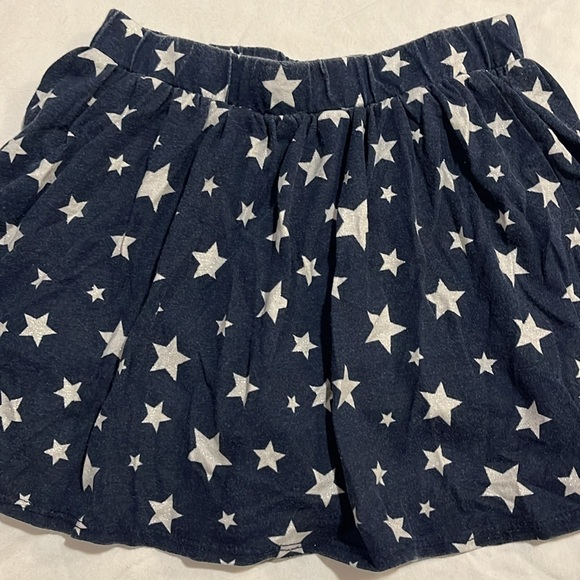 Girls Star Printed Skirt - Picture 2 of 4
